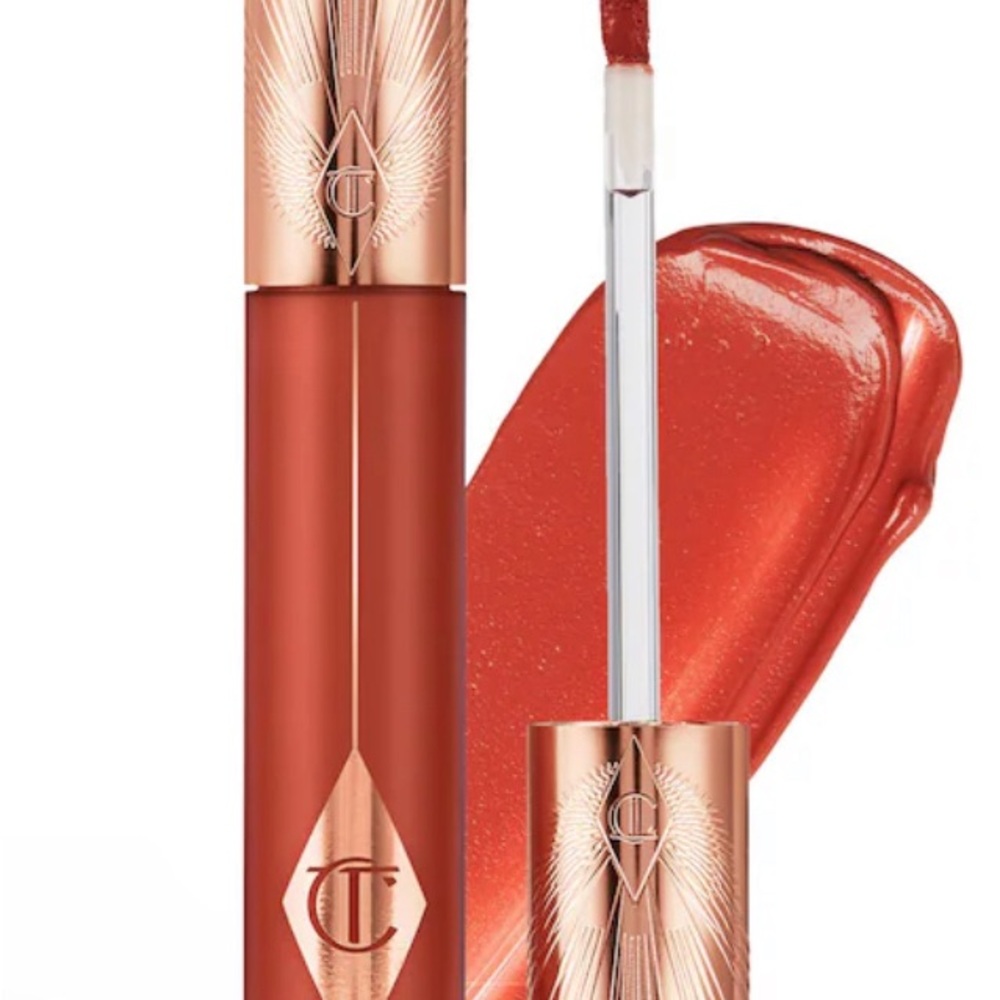Charlotte Tilbury Airbrush Flawless Matte Lip Blur Liquid Lipstick-Flame Blur